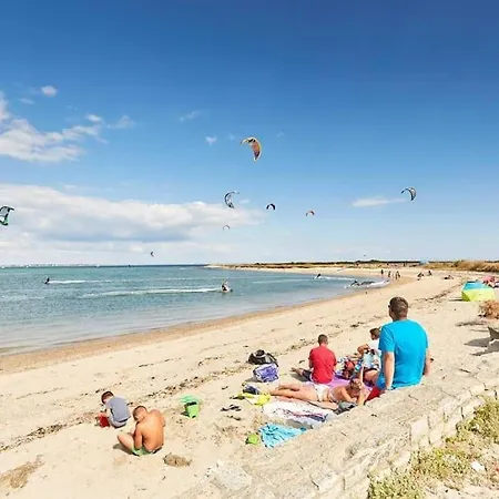 Ferienhaus Armel : Maison Arboree Pres Du Golfe *